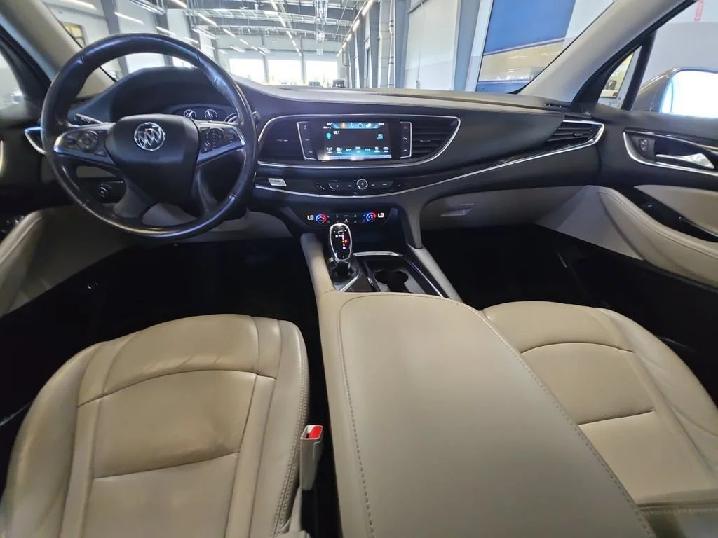 Used 2018 Includes Spectra Gray lower exterior accent color. Buick Premium image 27