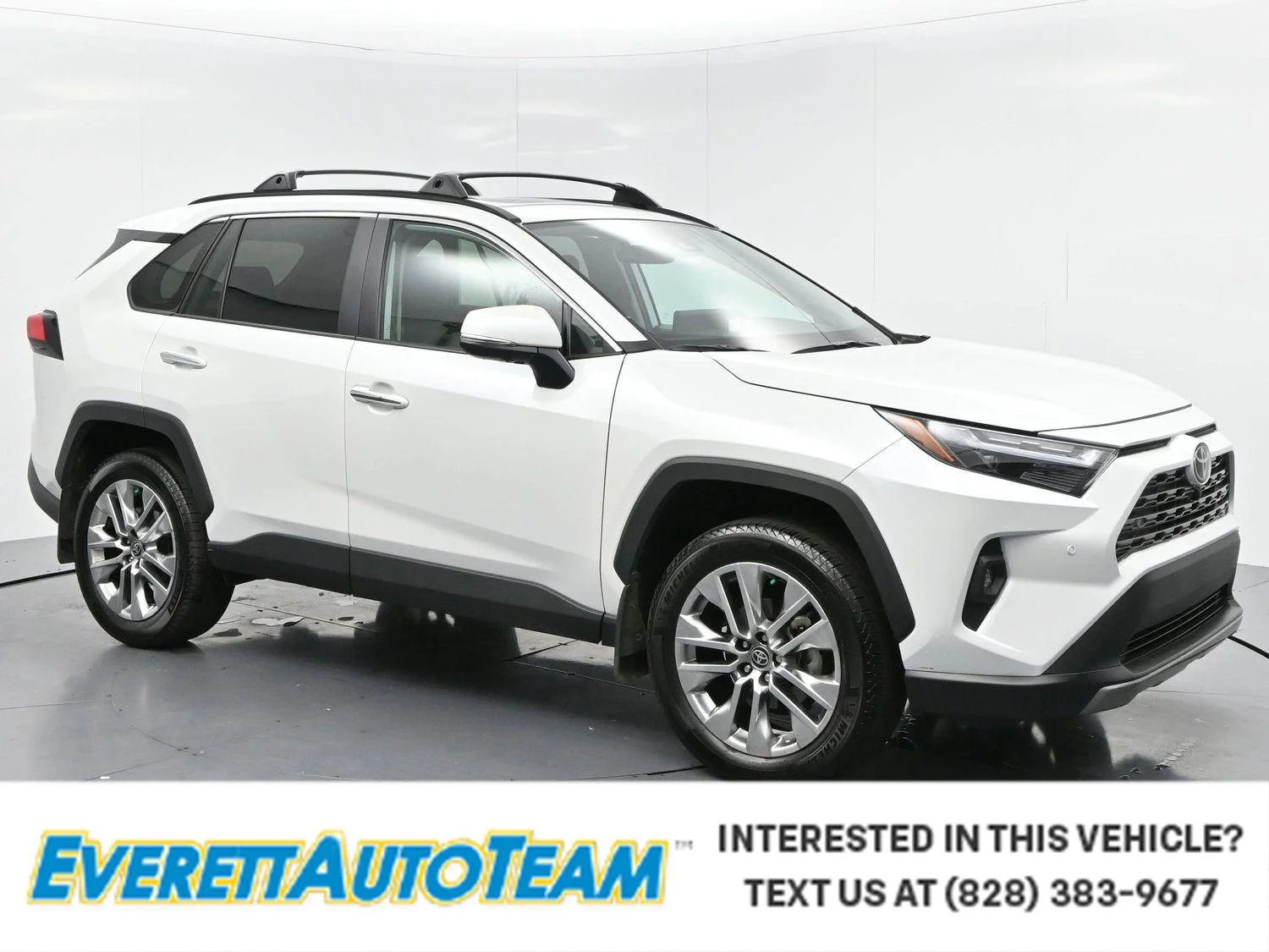 Used 2025 Wind Chill Pearl Toyota Limited image 1