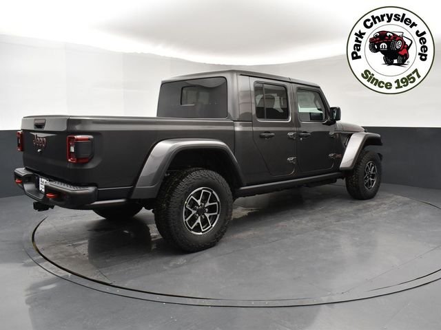 New 2026 Granite Crystal Metallic Clear-Coat Exterior Paint Jeep Rubicon X image 6