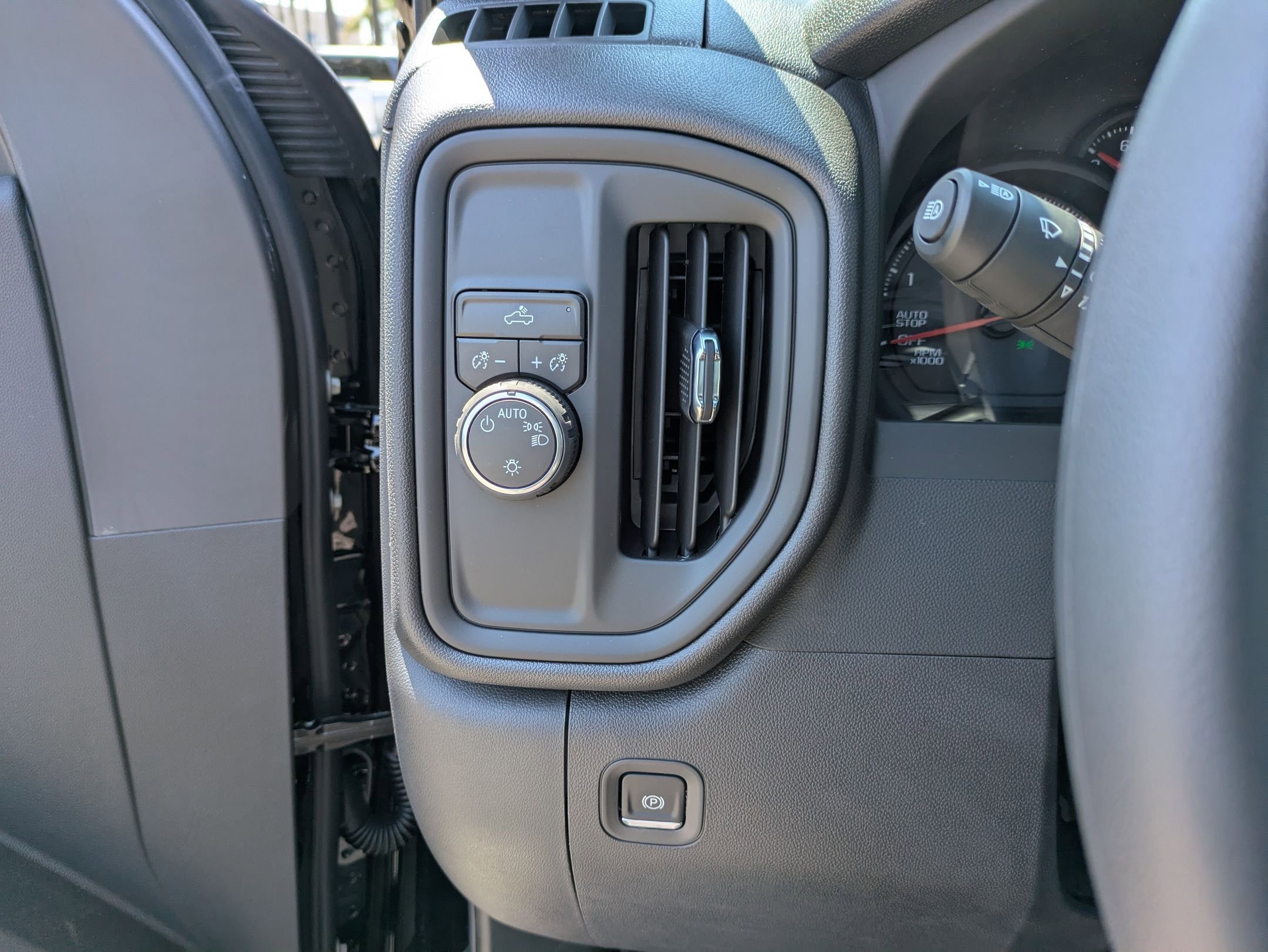 2025 Chevrolet Silverado 1500 Work Truck - Photo 19