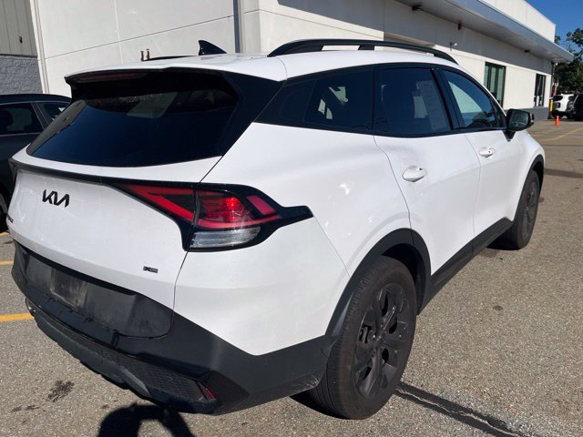 Used 2025 Glacial White Pearl Kia X-Line image 3