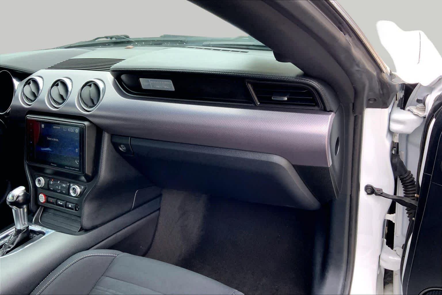 Used 2015 Oxford White Ford EcoBoost image 15