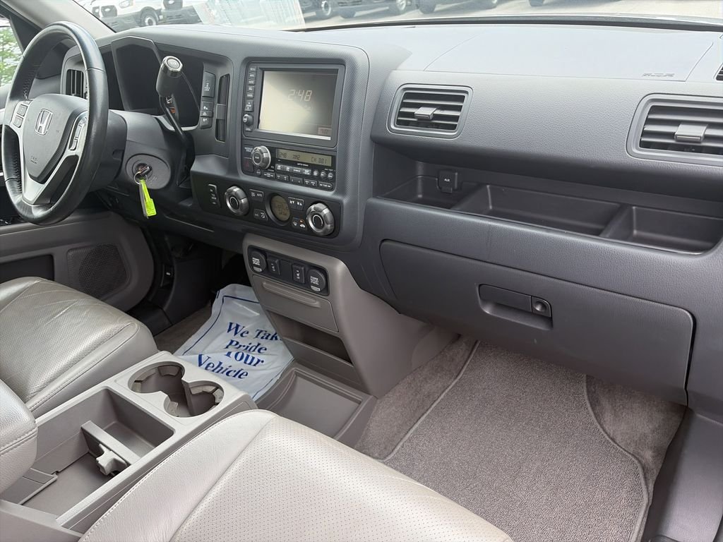 Used 2012 Silver Honda RTL image 32