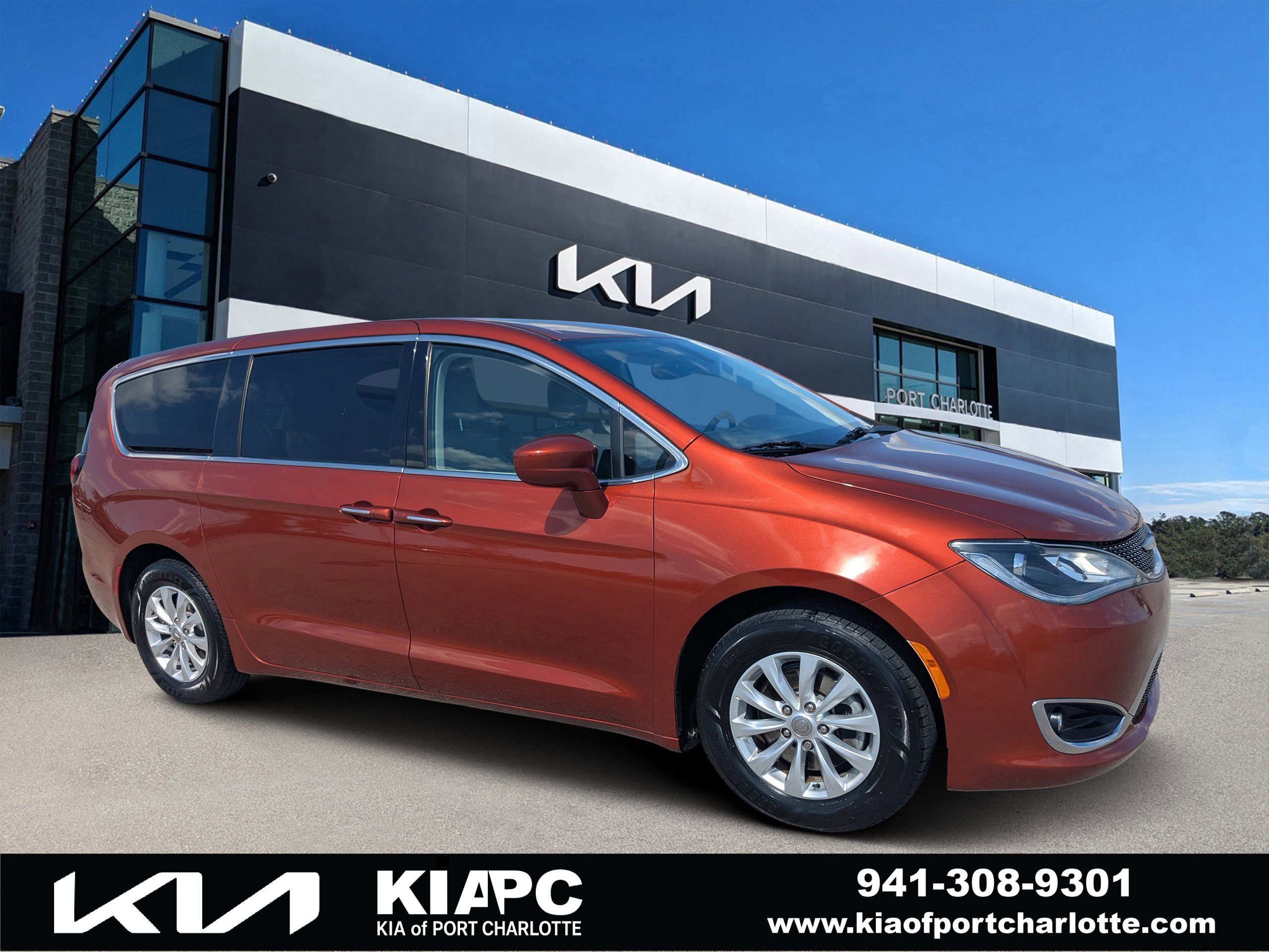 2018 Chrysler Pacifica Touring Plus