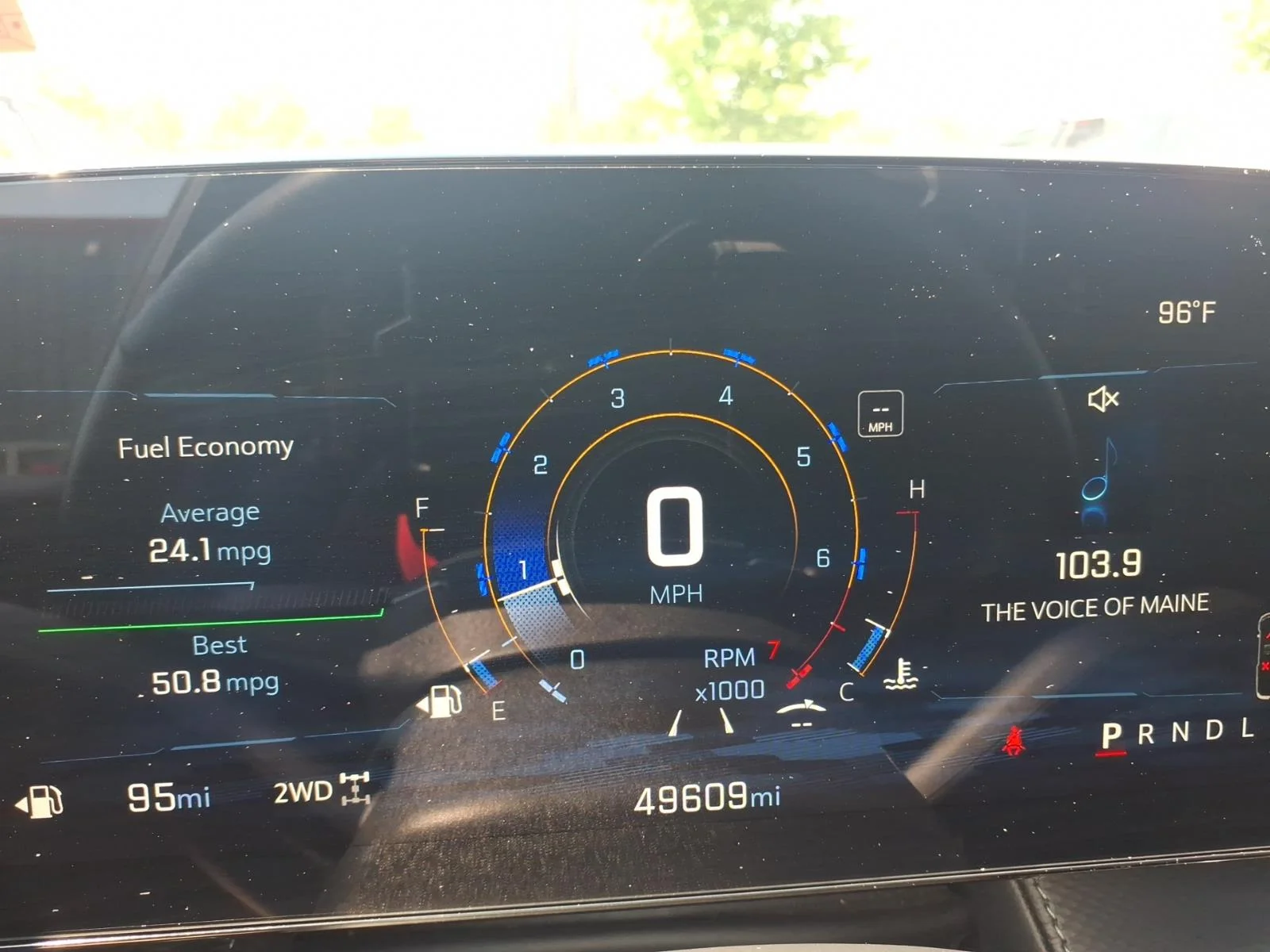 Used 2025 Radiant Red Chevrolet LT image 18