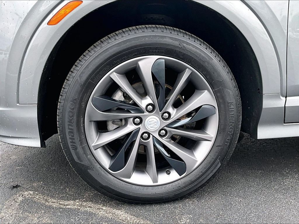 Used 2023 Gray Buick Select image 7