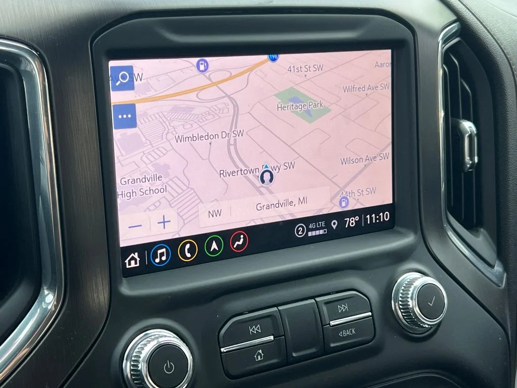 Used 2021 Black GMC AT4 image 25