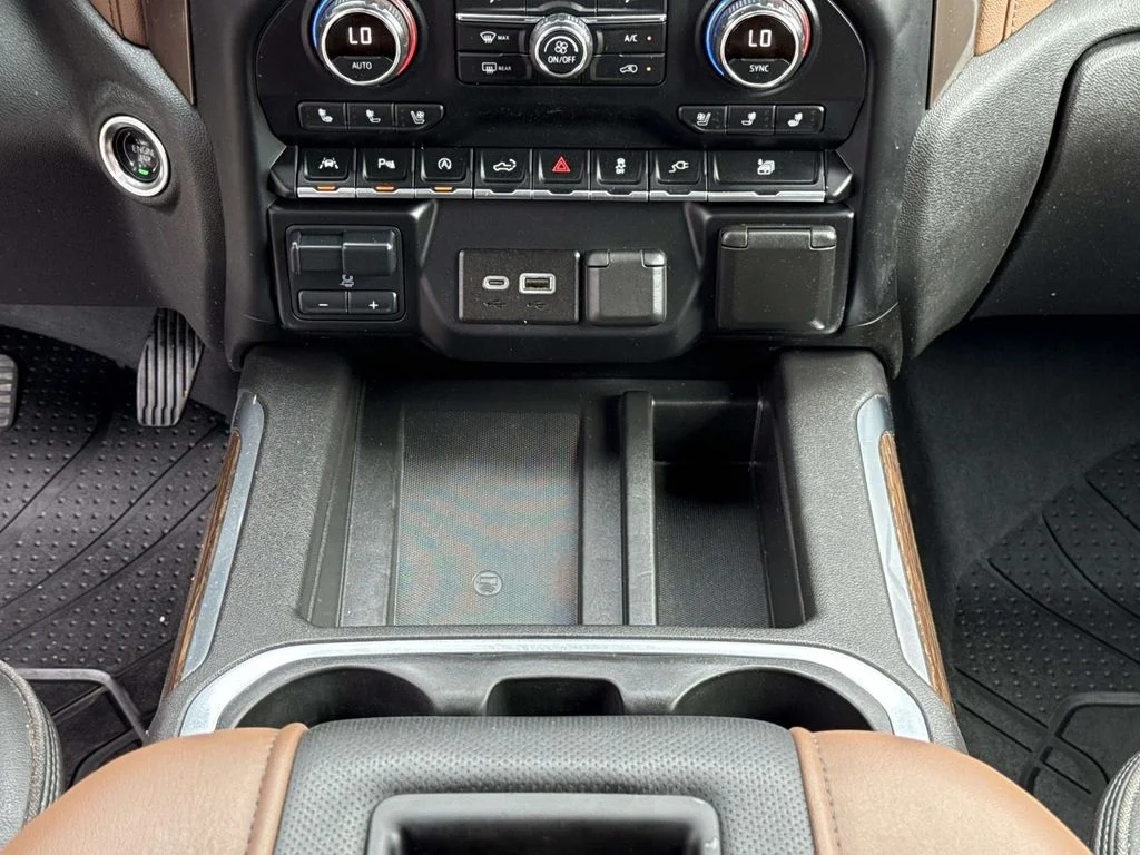 Used 2020 Beige Chevrolet High Country image 21