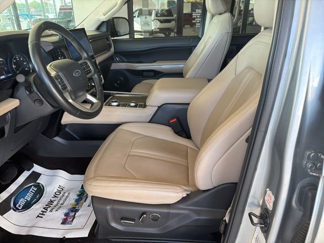 Used 2024 Silver Ford Limited image 10