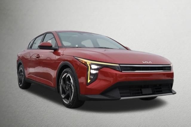 2025 Kia K4 EX AT's photo