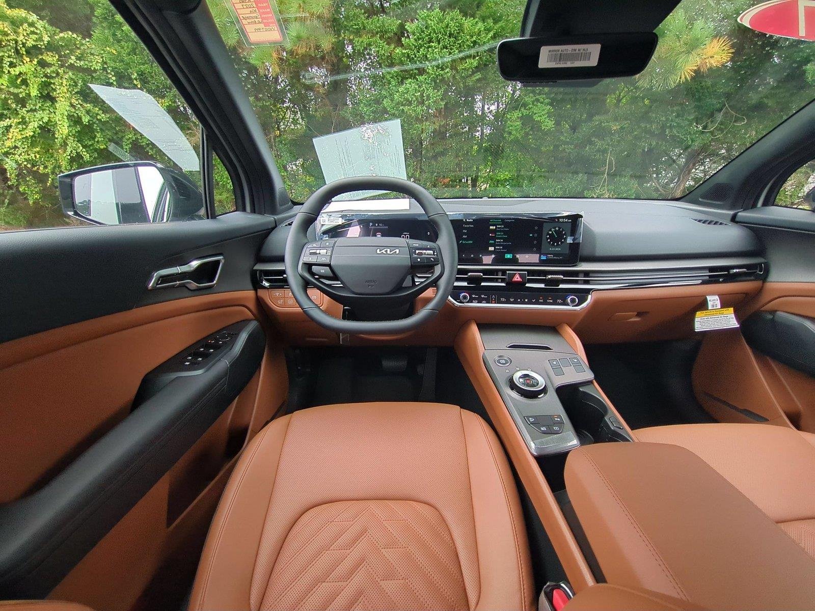 New 2027 WOLF GRAY KIA  image 32