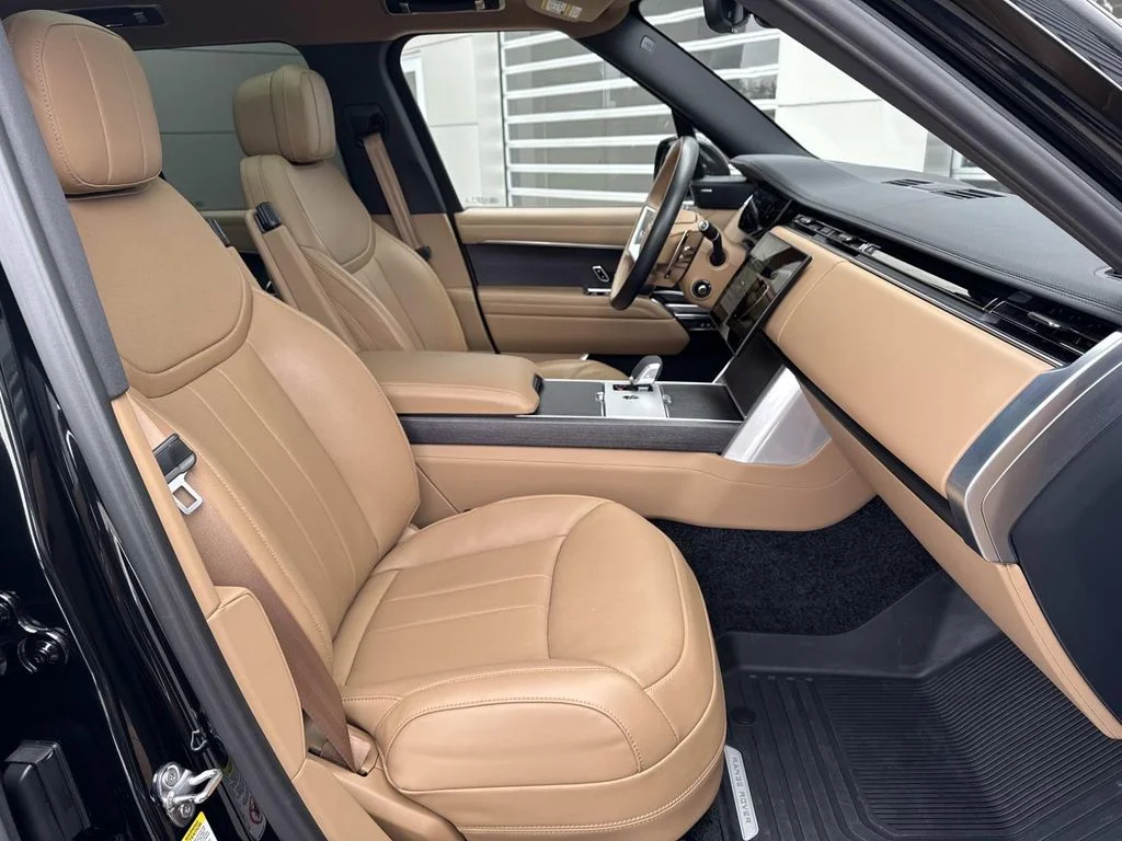 2025 Land Rover Range Rover SE - Photo 10
