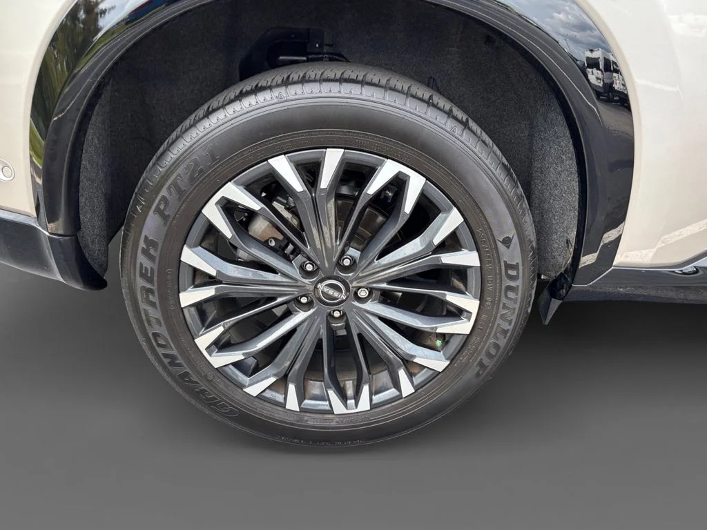 Used 2019 Silver Lexus 350 image 17