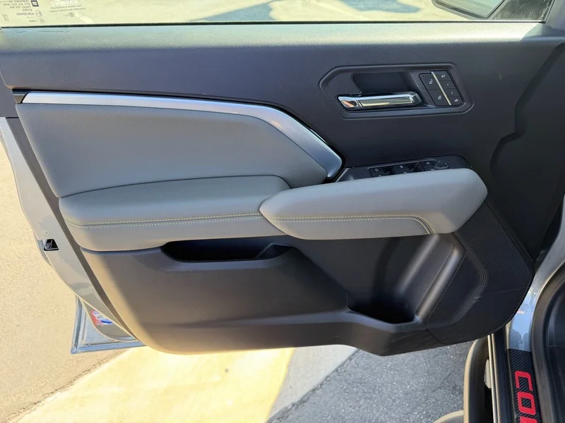 Used 2025 Sterling Gray Metallic Chevrolet ZR2 image 15