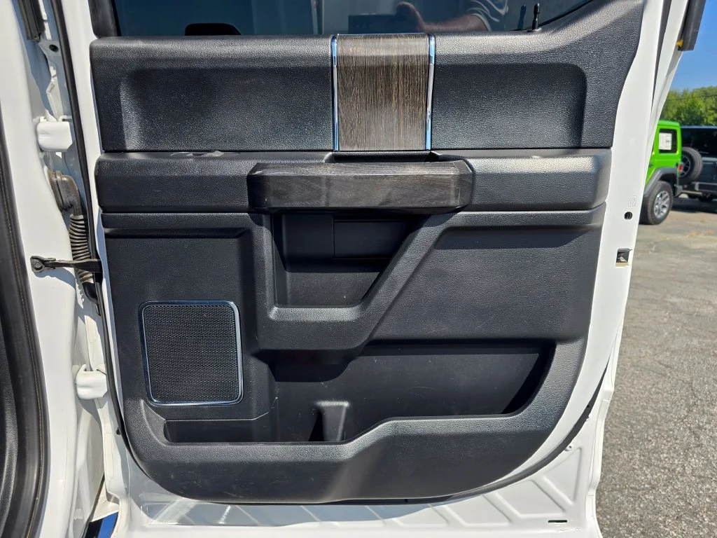 Used 2021 White Ford Lariat image 48