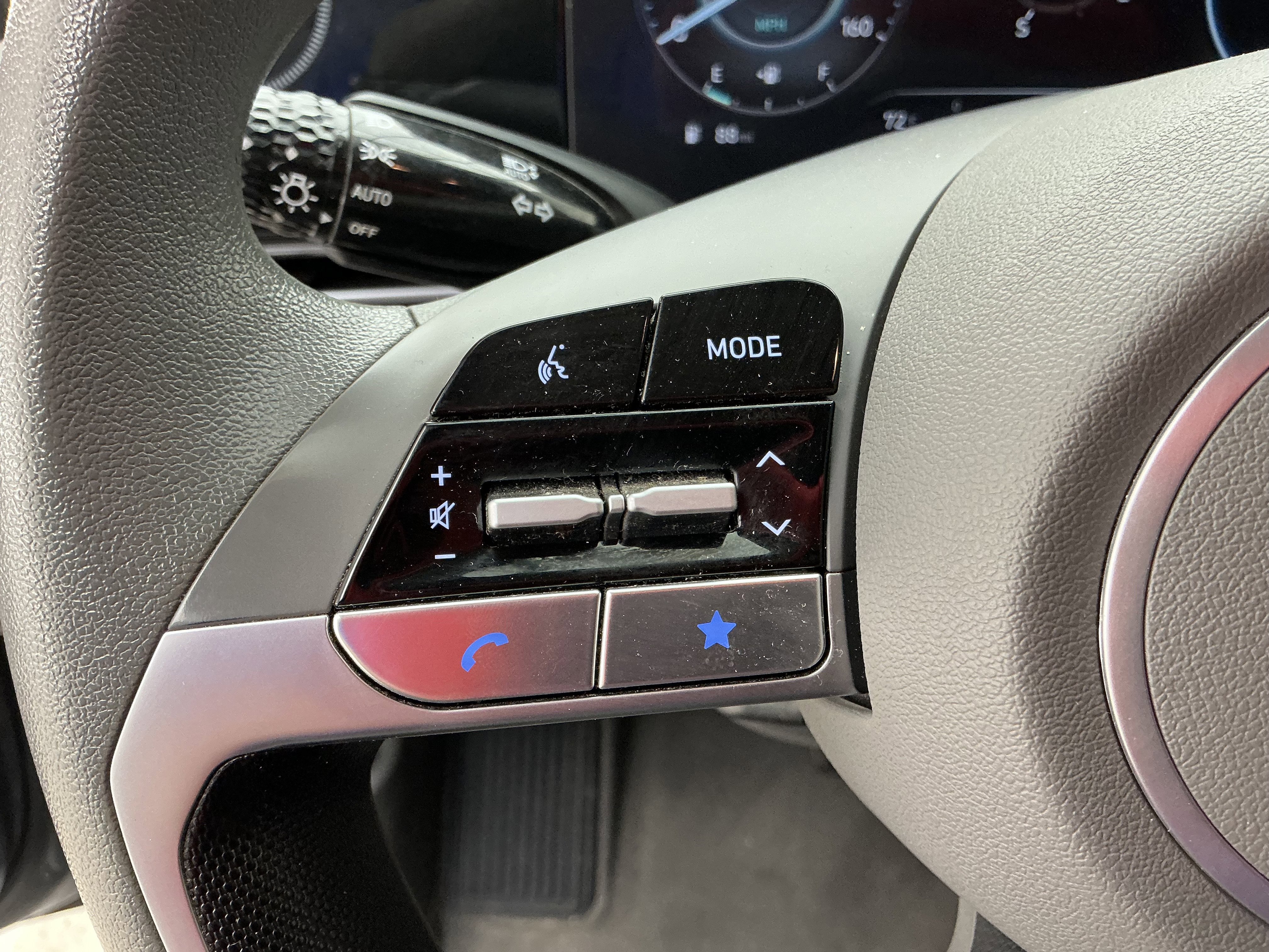 2024 Hyundai Elantra SEL - Photo 9