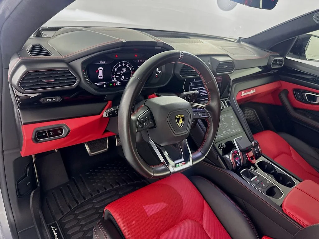Used 2022 Grigio Nimbus Matt/Arancio Borealis Lamborghini  image 9