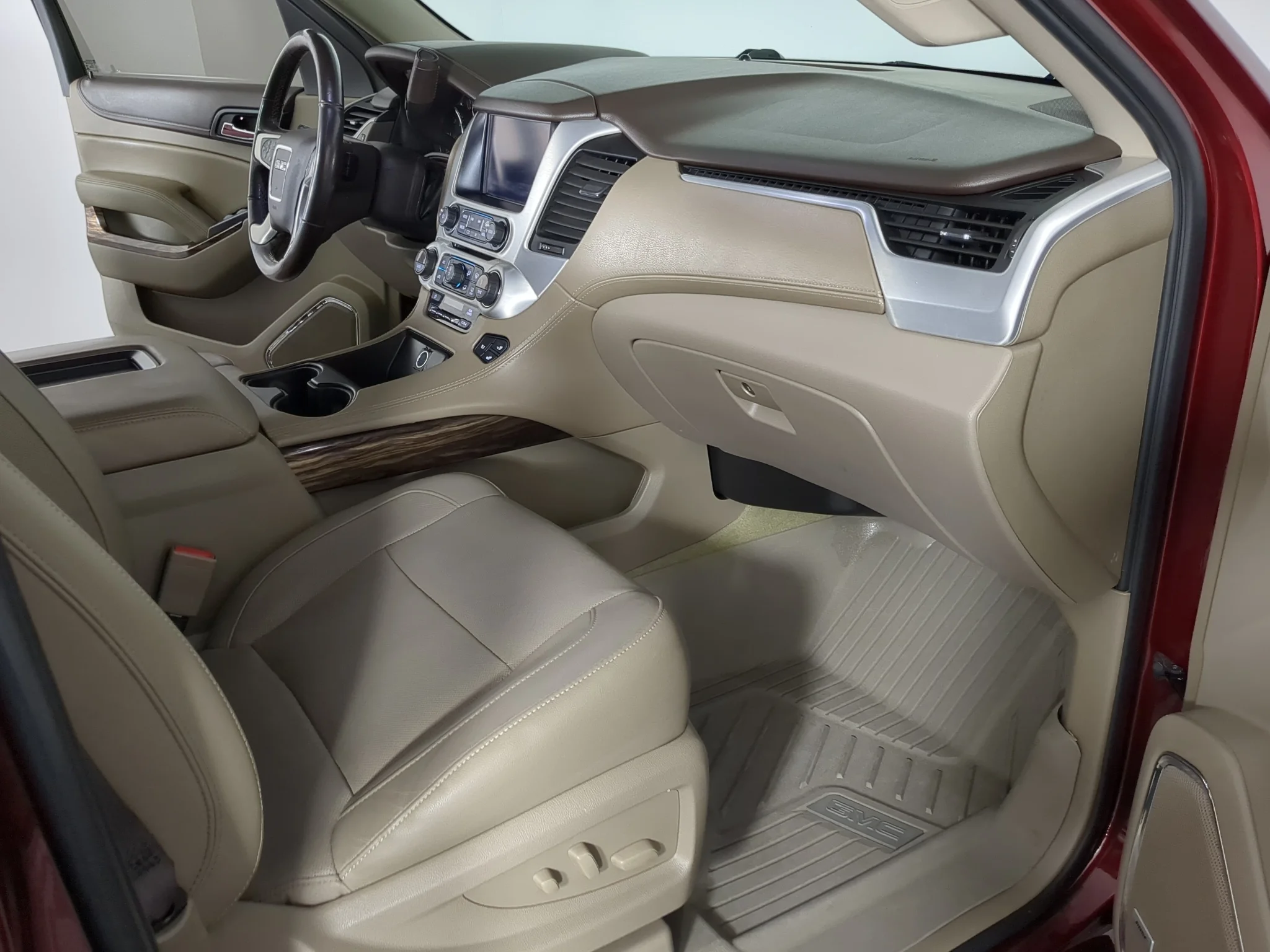 Used 2018 Crimson Red Tintcoat GMC SLT image 20