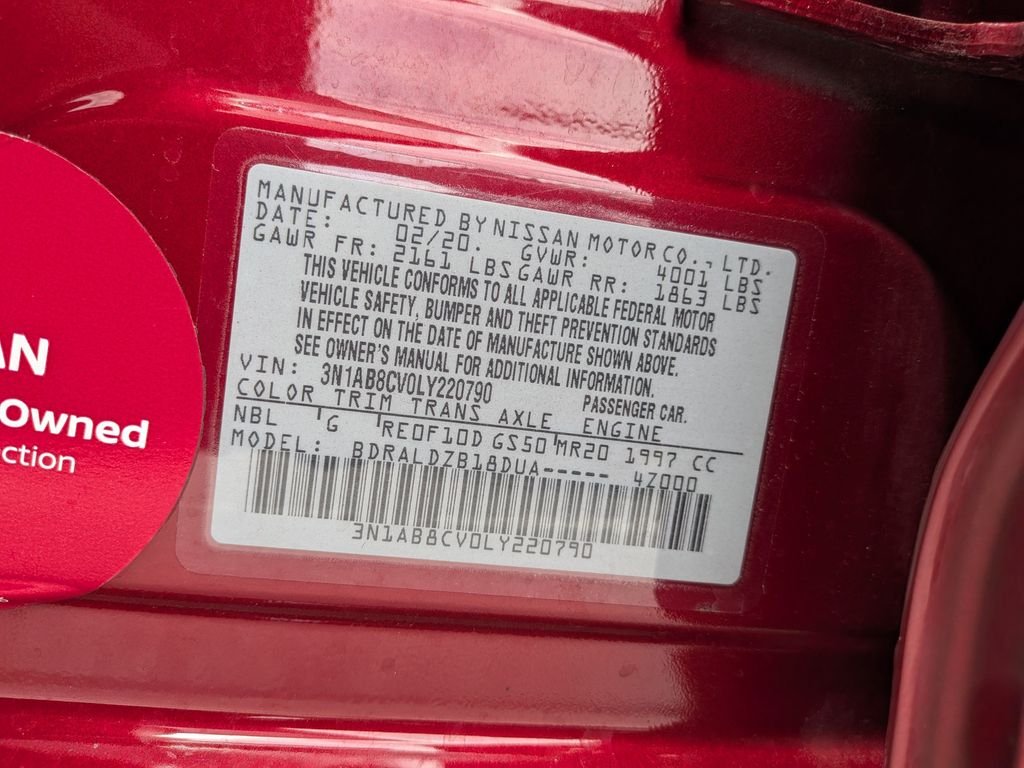 Used 2020 Red Nissan SV image 32