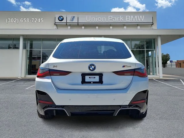 Certified Used 2023 Mineral White Metallic BMW M50 image 5