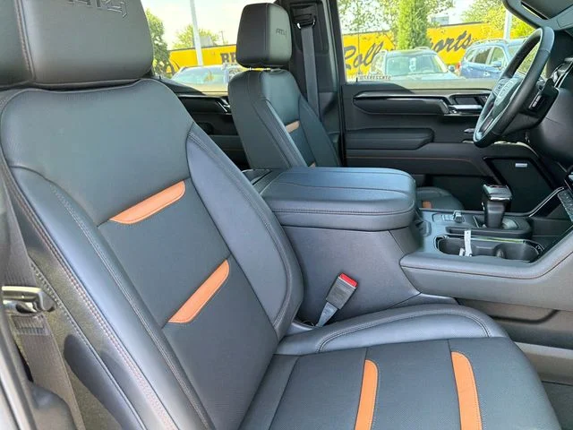 Used 2026 White GMC AT4 image 25