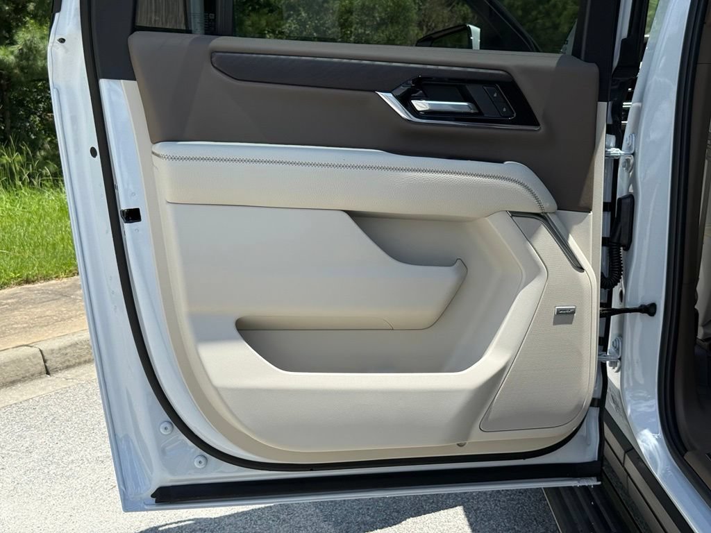 2026 GMC Yukon XL Denali - Photo 21