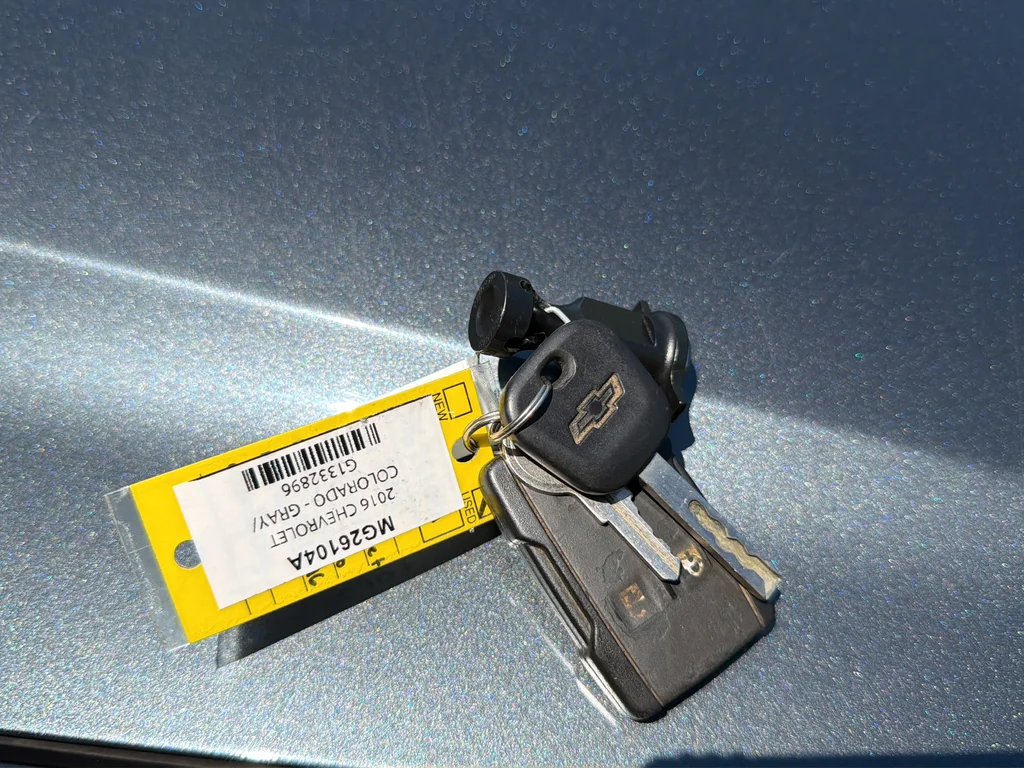 Used 2016 Gray Chevrolet Work Truck image 16