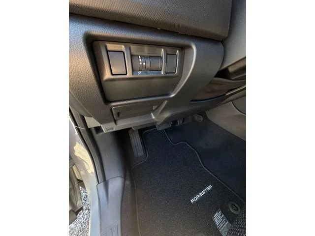 2026 Subaru Forester Premium - Photo 17