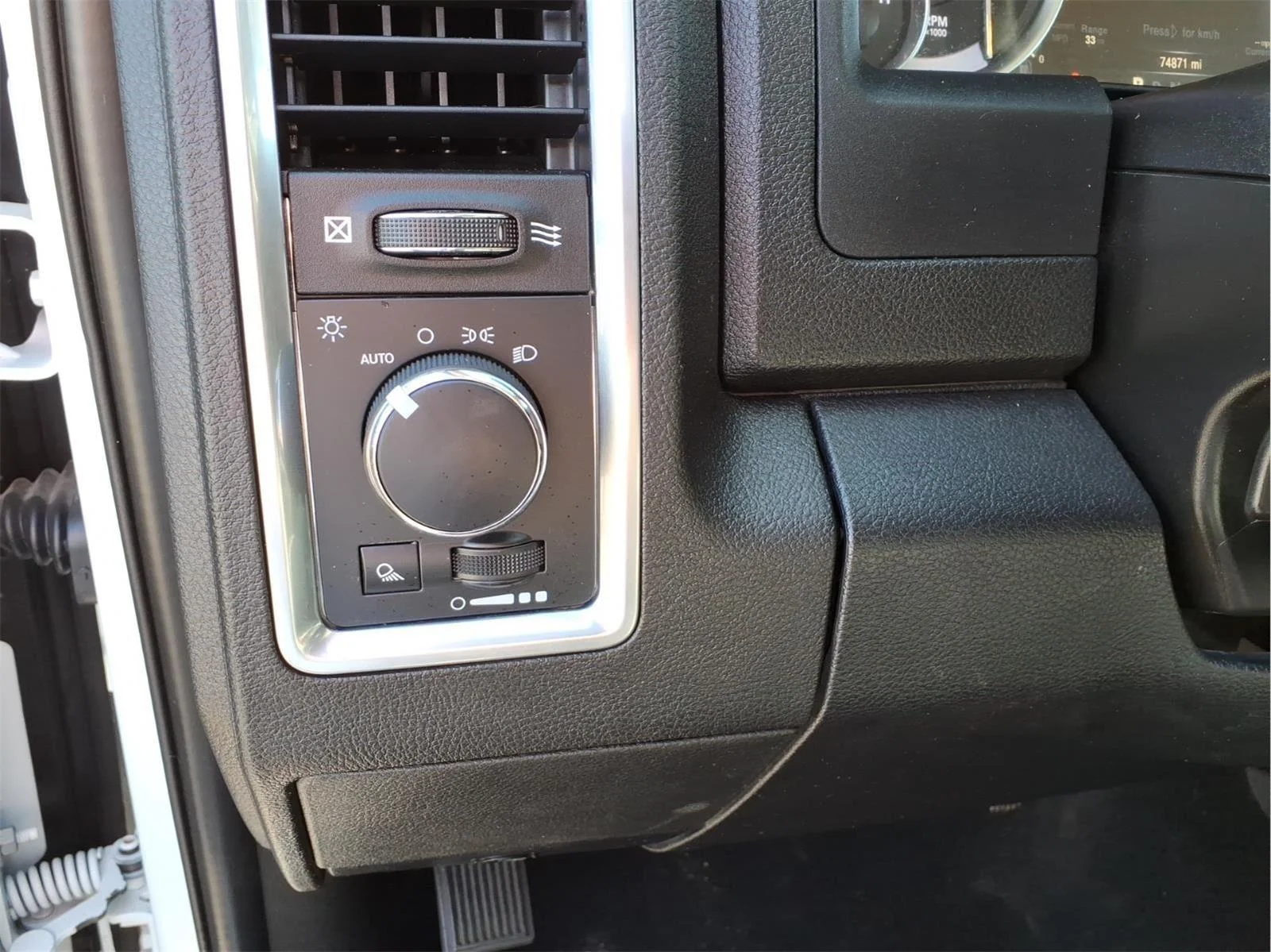 Used 2023 Bright White Clearcoat Ram SLT image 16