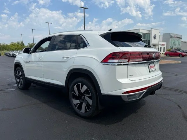 New 2026 Opal White Pearl Volkswagen 2.0T SEL image 5