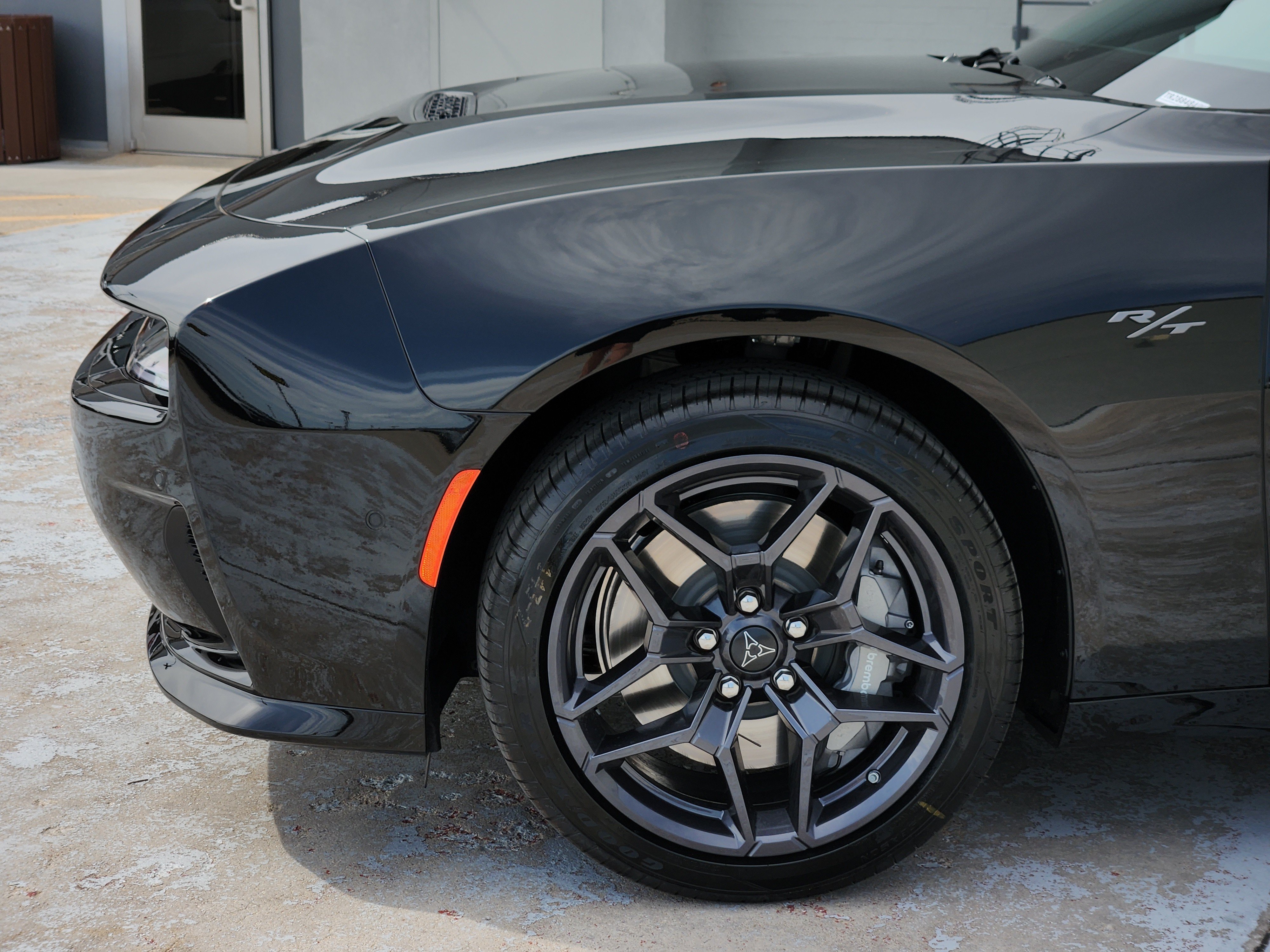 New 2026 Diamond Black Crystal Pearlcoat Dodge R/T image 5
