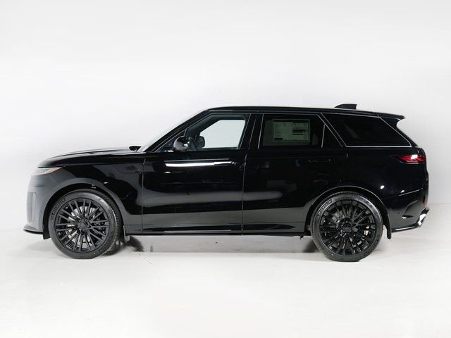 New 2026 Narvik Black Land Rover SV image 6