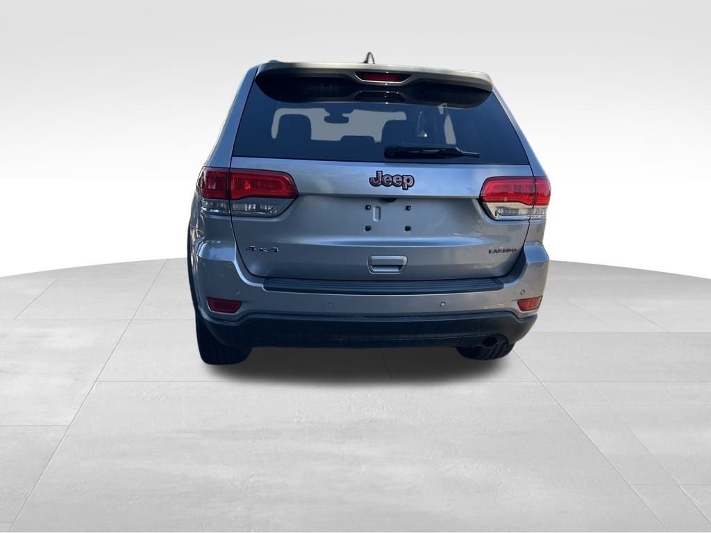 2019 Jeep Grand Cherokee Laredo E photo 4