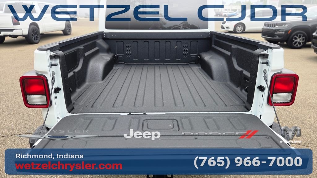 New 2026 Bright White Clearcoat Jeep 85th Anniversary Edition image 9