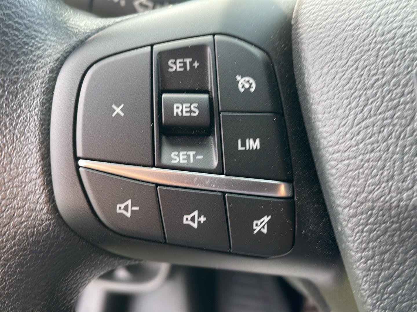 Used 2024 Oxford White Ford T350 AWD SRW image 14