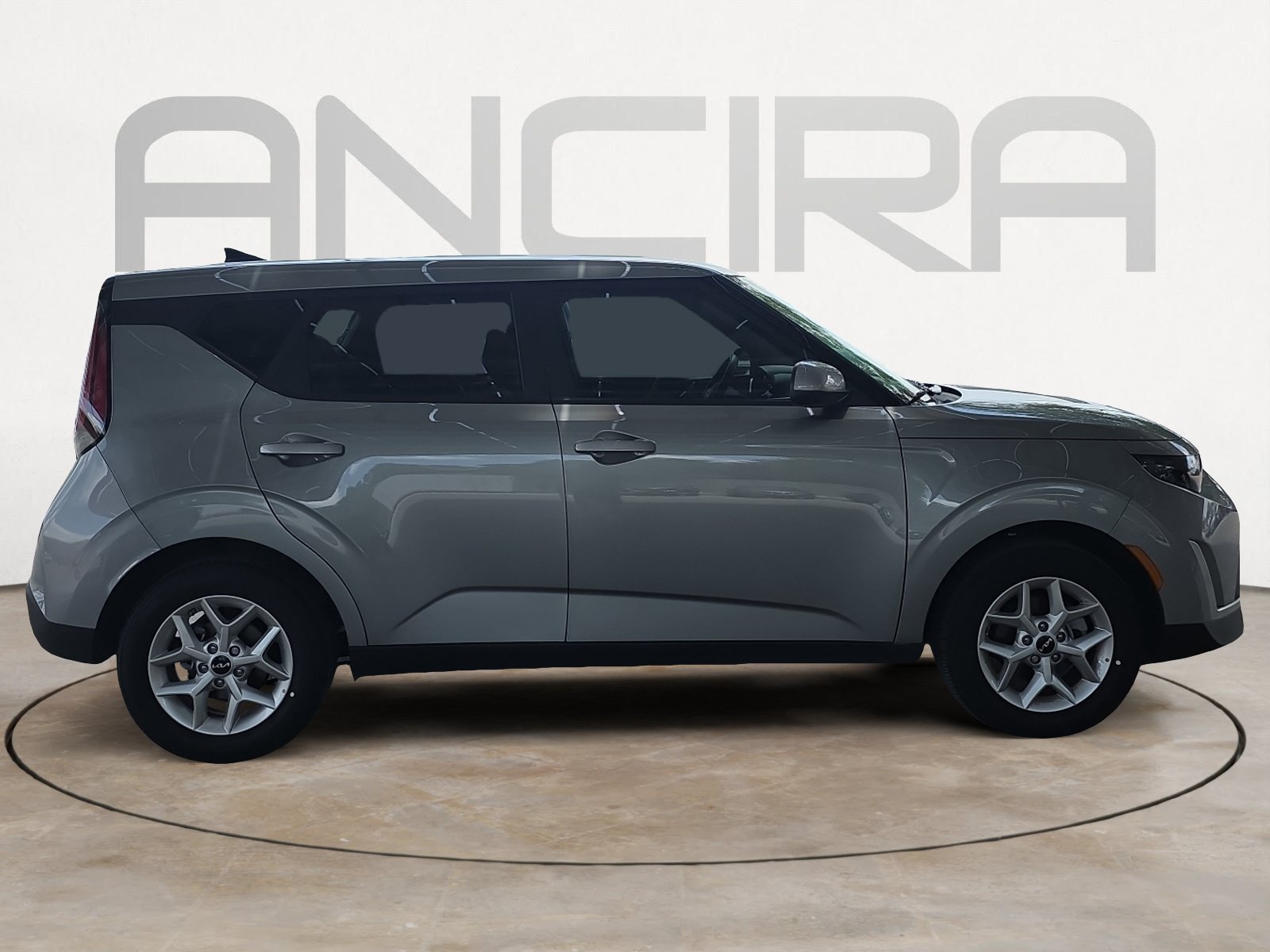 Certified Used 2025 Steel Gray Kia LX image 9