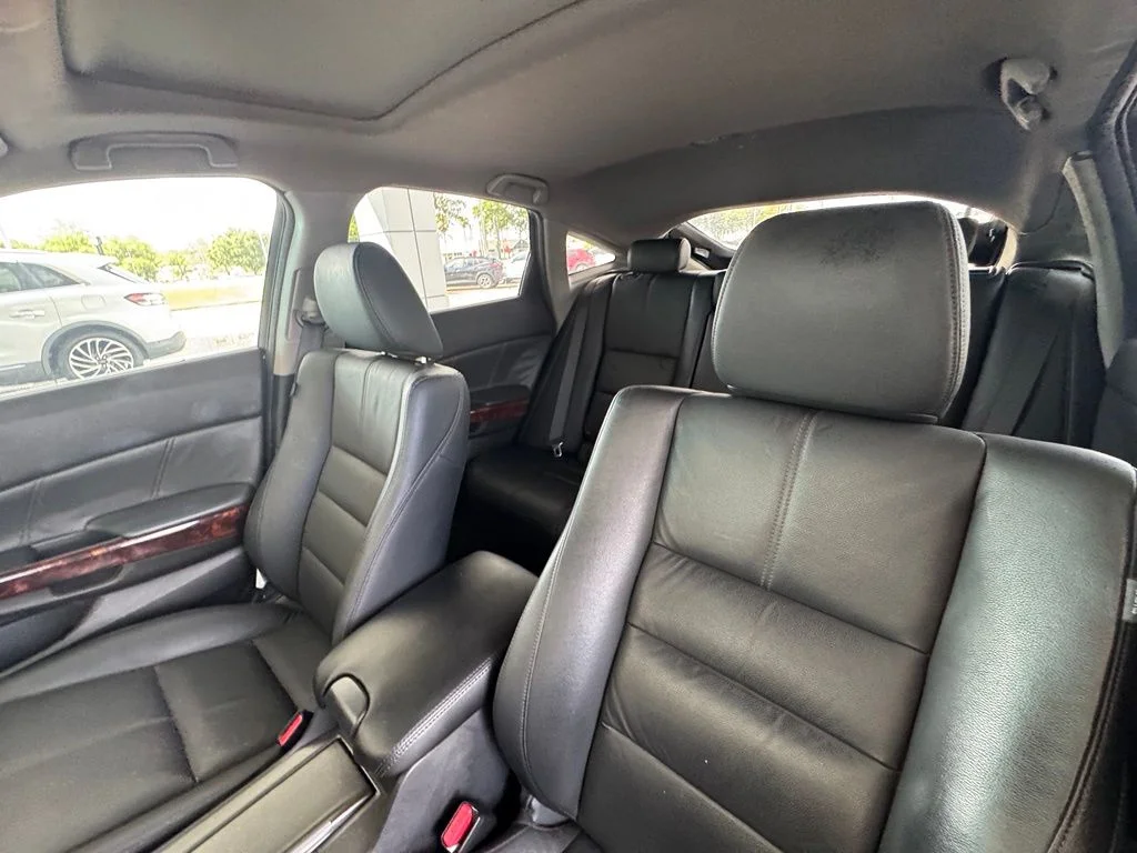 Used 2010 Polished Metal Metallic Honda EX-L image 14