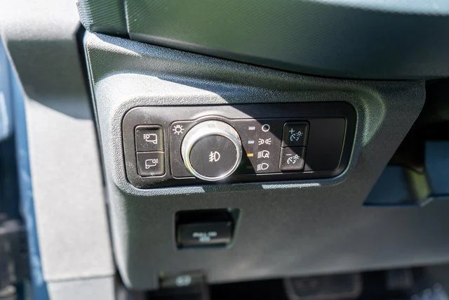Used 2023 Gray Ford Outer Banks image 17