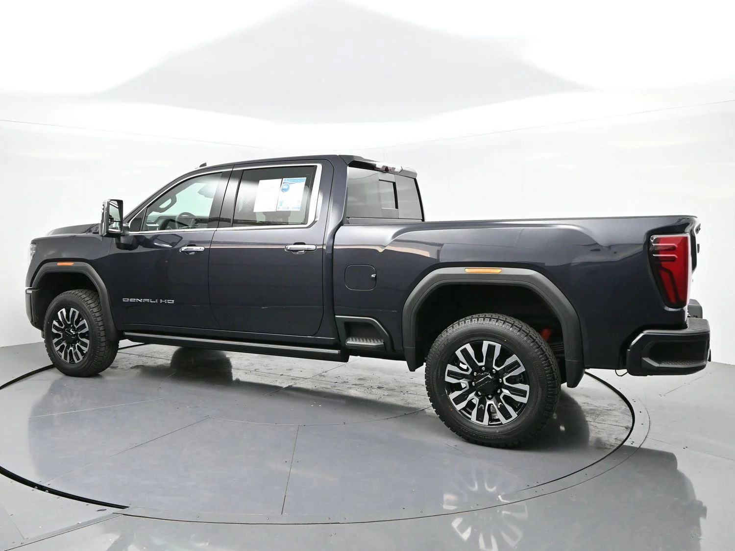 Used 2024 Titanium Rush Metallic GMC Denali Ultimate image 5