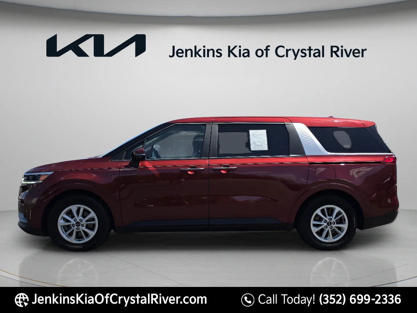 Used 2024 Flare Red Kia LX image 9
