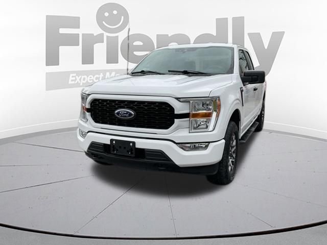 Used 2021 White Ford XL image 25