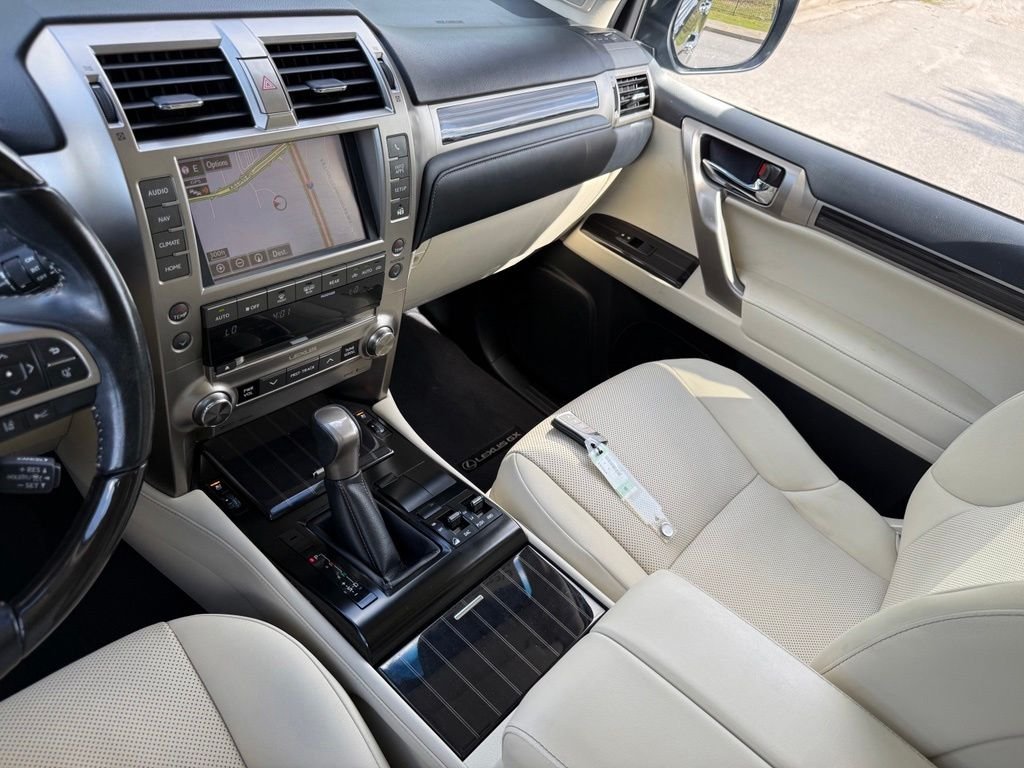Certified Used 2021 BLACK Lexus 460 image 36