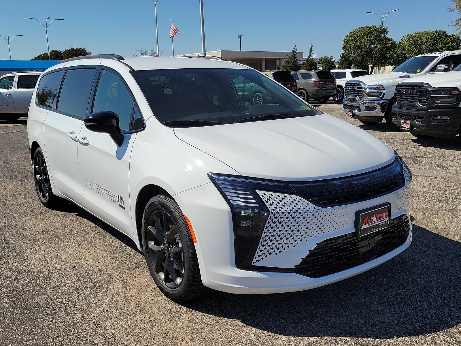 New 2027 Bright White Chrysler SELECT image 6