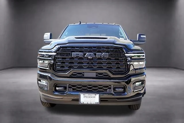 New 2026 Diamond Black Crystal Pearl-Coat Exterior Paint RAM Limited image 5