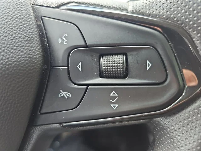 Used 2023 Silver Chevrolet LT image 18
