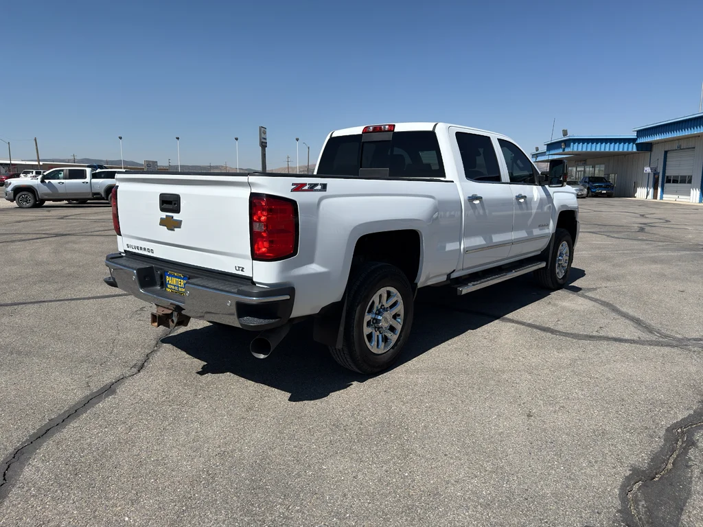 Used 2016 SUMMIT WHITE Chevrolet LTZ image 7