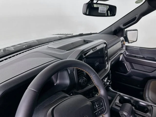 New 2026 Oxford White Ford Tremor image 9