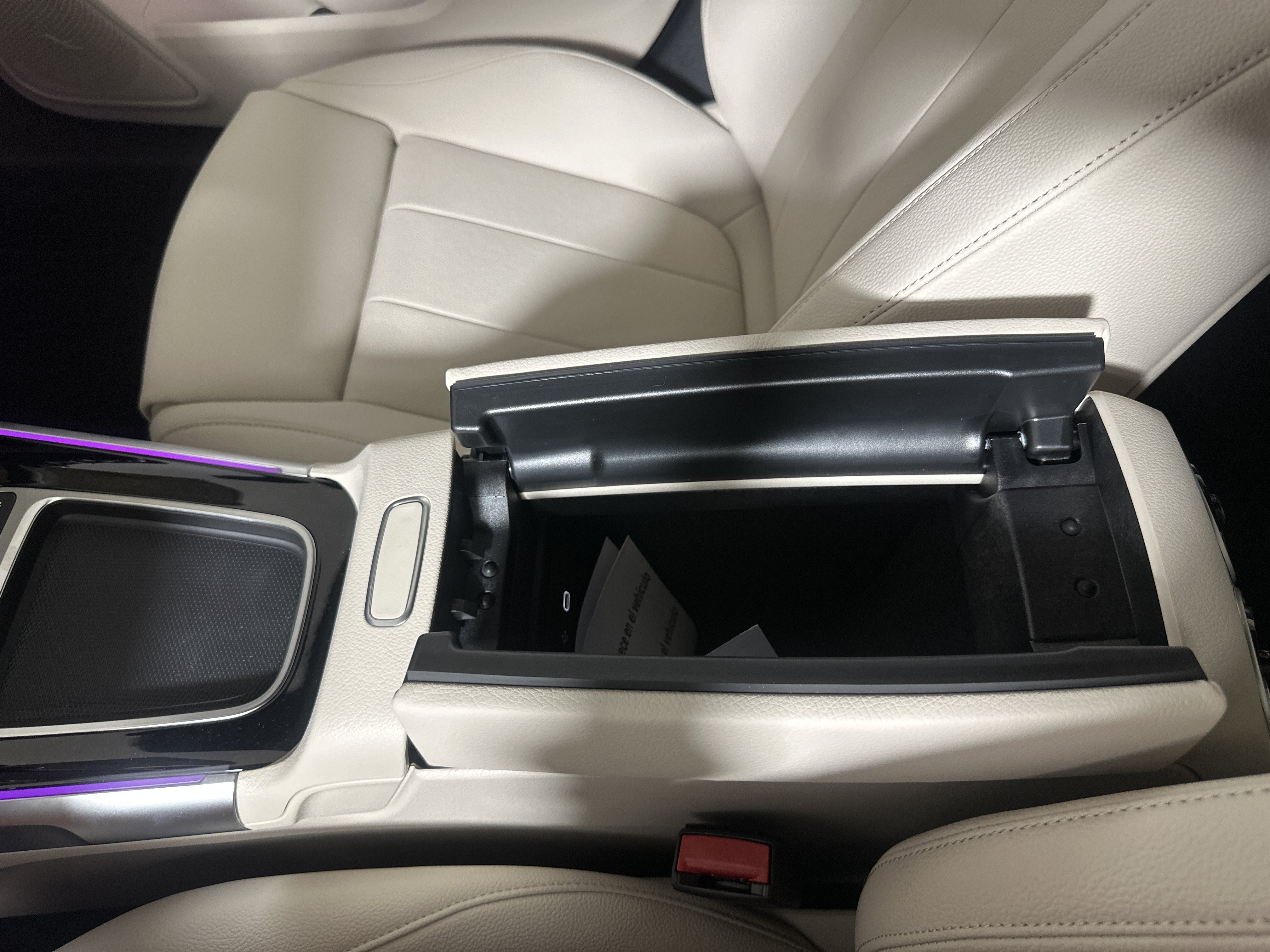New 2026 Mountain Grey Metallic Mercedes-Benz GLB 250 image 46