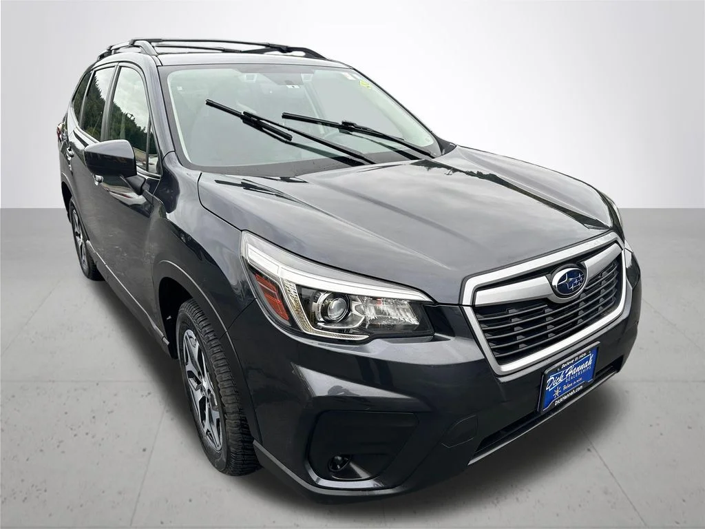 Used 2019 Gray Subaru Premium image 5