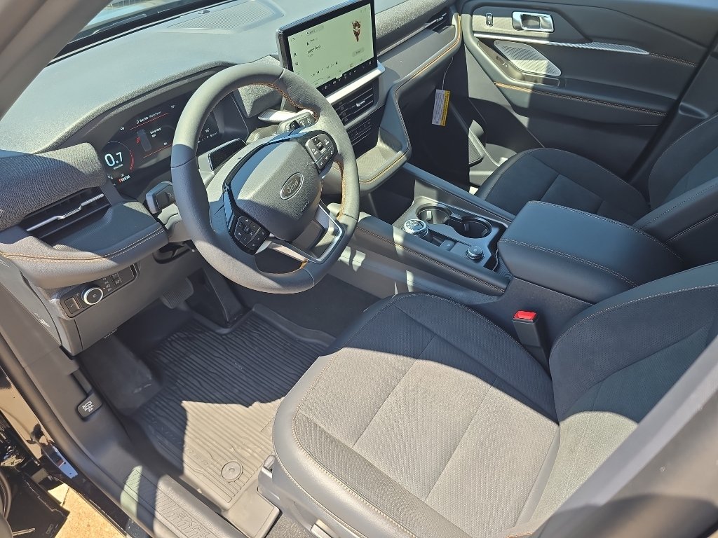 New 2026 Agate Black Metallic Ford Tremor® image 9